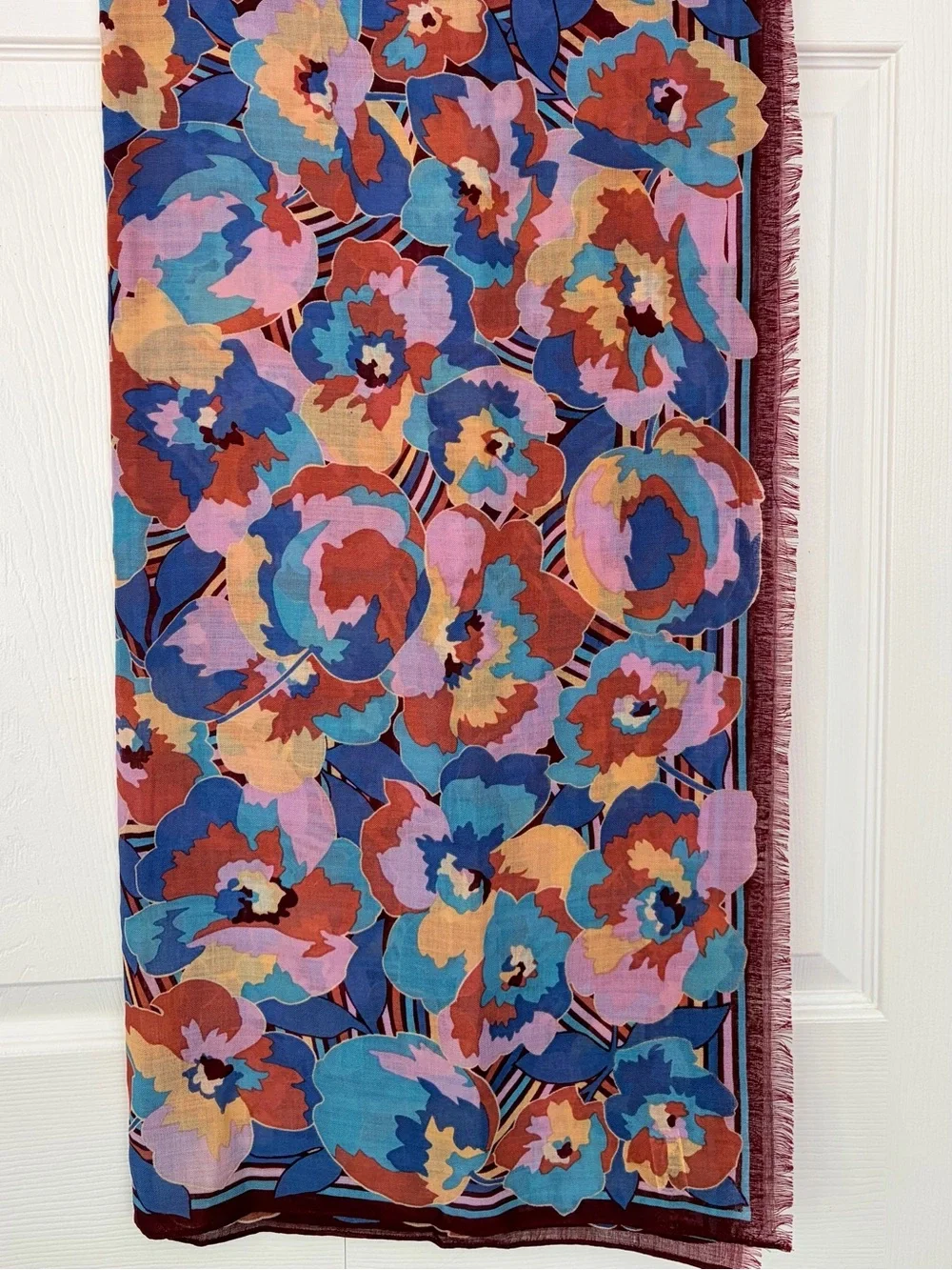 Echo Scarf Wrap Oblong 100% Wool Floral New